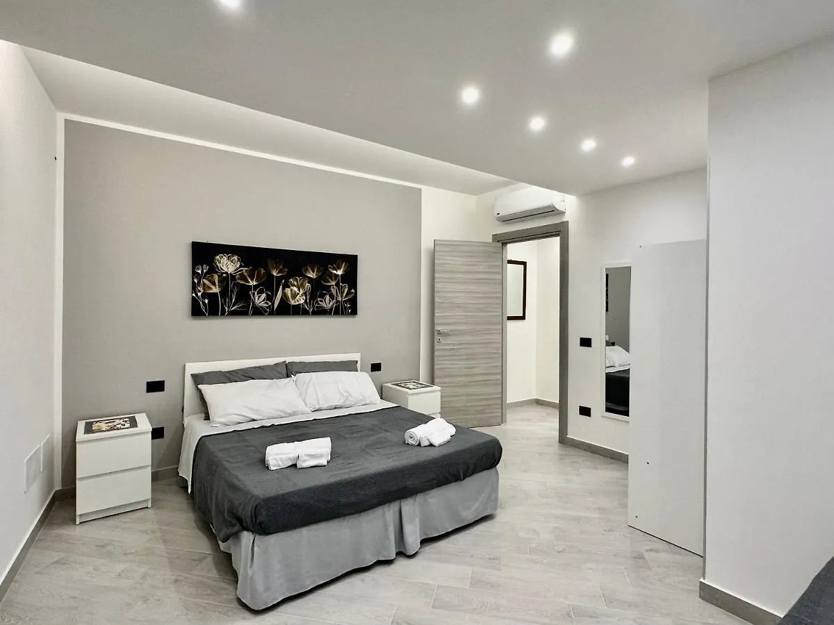 Holiday home Giu Dal Nonno Villa Carini Italy