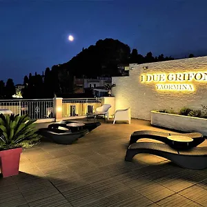 https://i-due-grifoni-apartments.taorminaitalyhotels.com